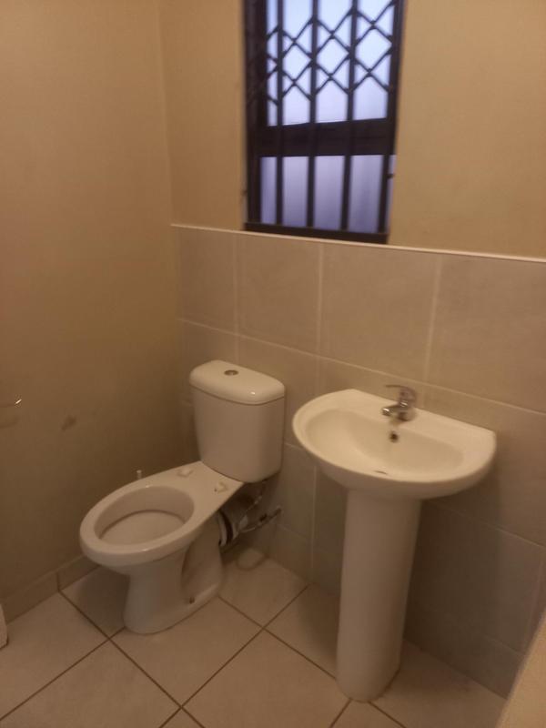 2 Bedroom Property for Sale in Queenstown Central Eastern Cape